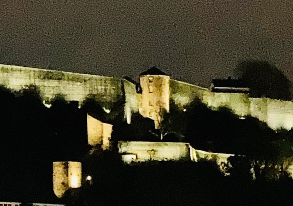 La Suite Des Carmes Namur Exterior foto